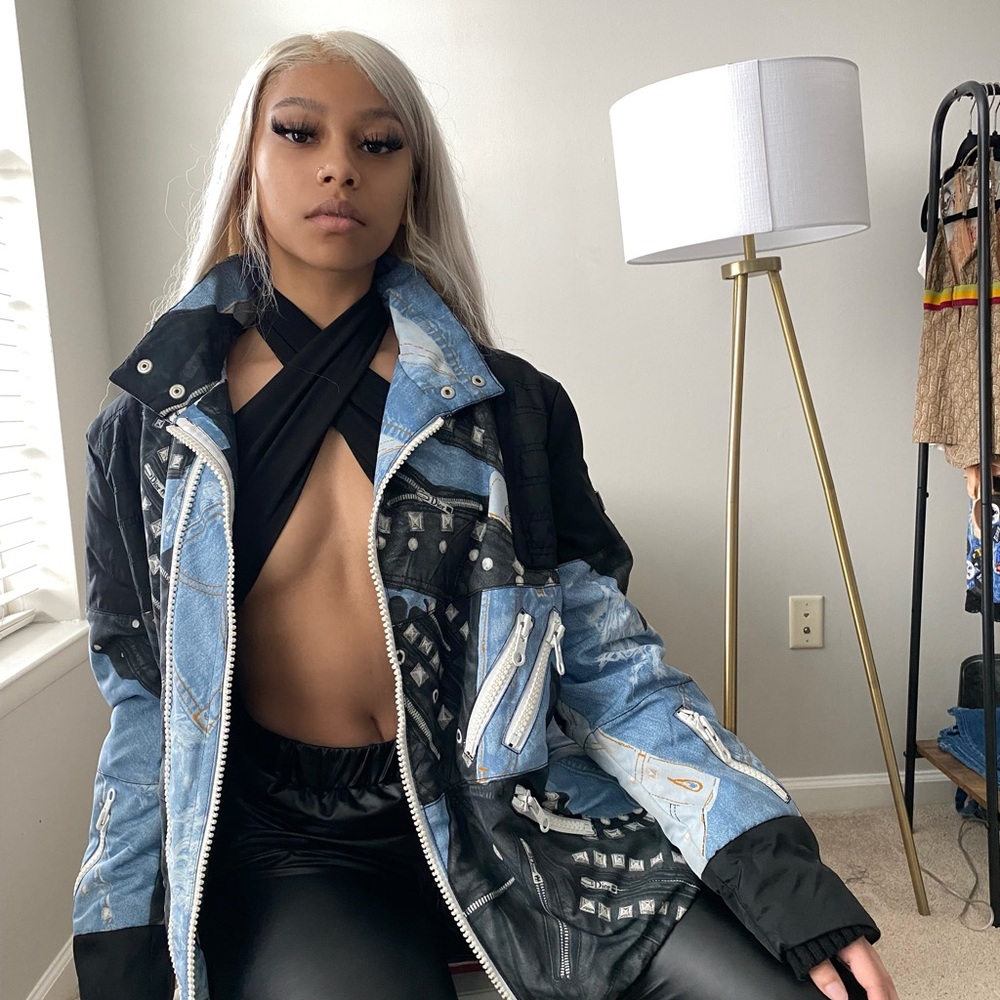 SOLD 📣 Vintage Christian Dior Denim and Leather Print Jacket - Picture 5 of 8